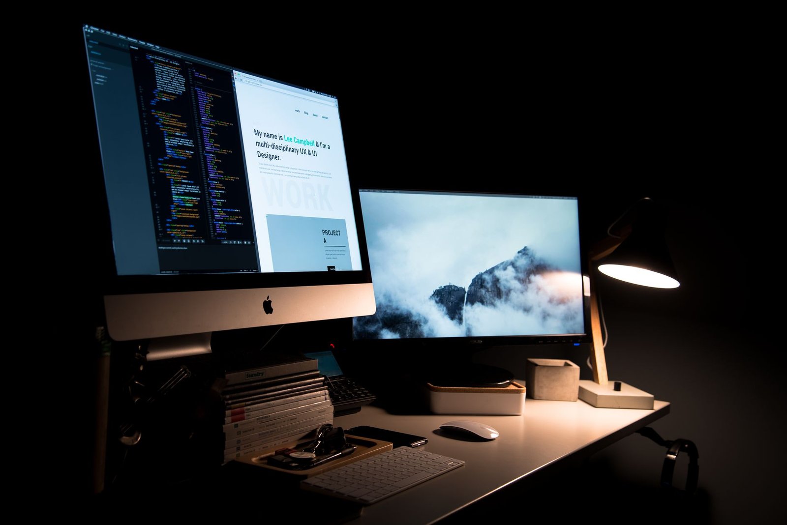 How to Position Your Desk Lamp to Avoid Screen Glare